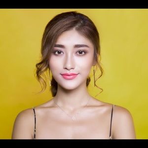 Meet your Posher, Diana